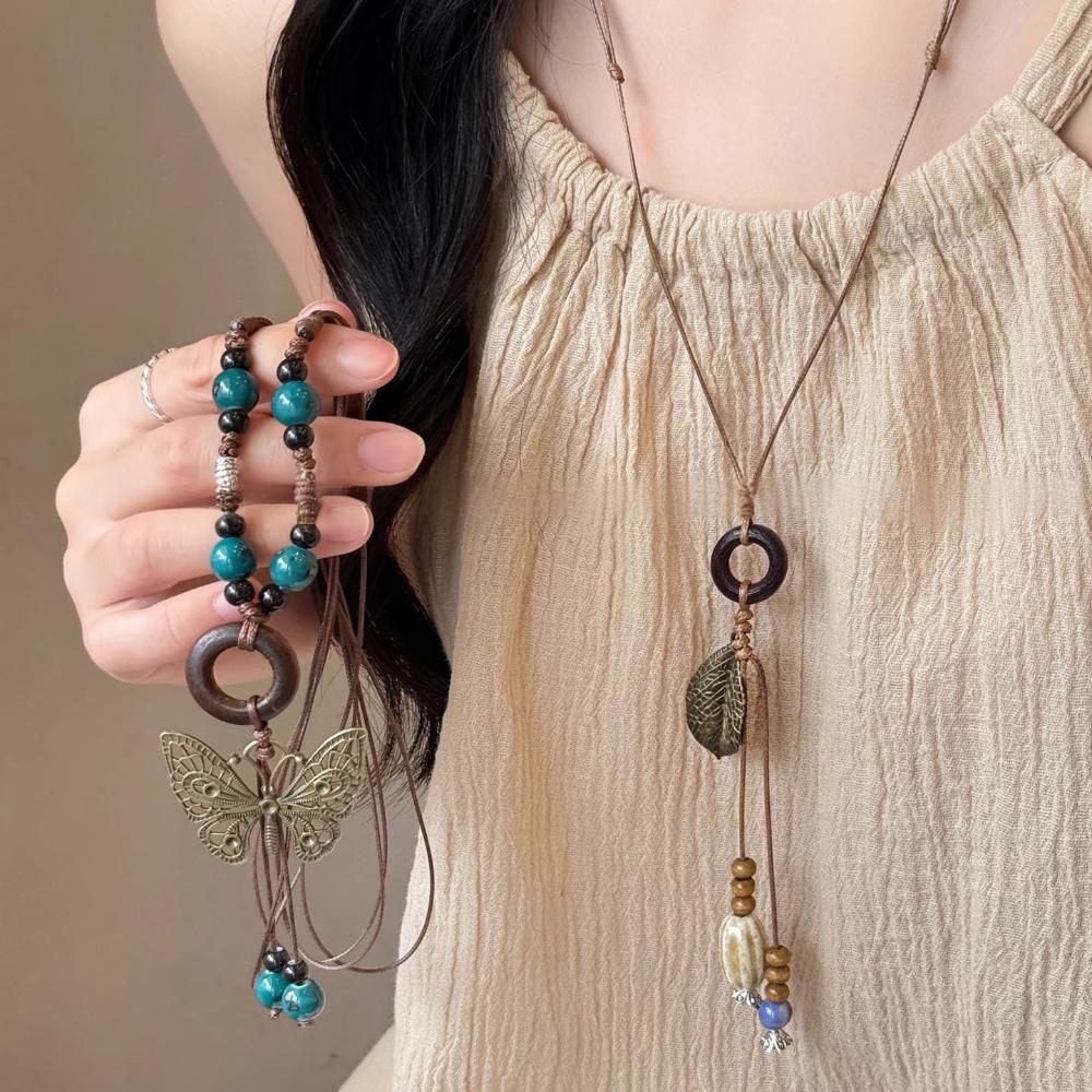 Bohemian-style butterfly beaded rope necklace for women, new Chinese-style retro long ceramic pendant, ethnic style accessory full figure