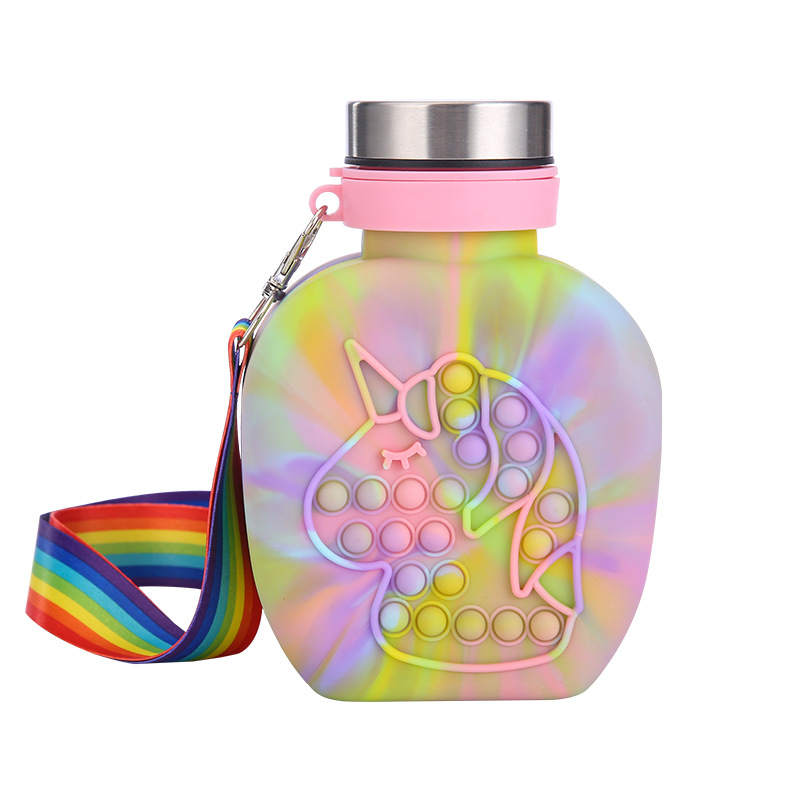 Cross-border folding silicone water bottle, diagonal cross hanging rope, portable water cup, children's educational pinch cup, press and play cup Item Picture