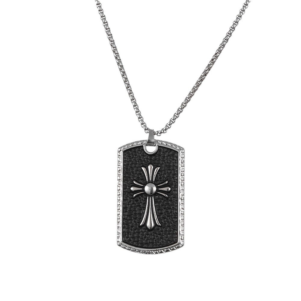European and American trendsetters' titanium steel chain, non-fading, women's unique military brand necklace, the same style as the popular street hip-hop men's pendant accessory Item Picture