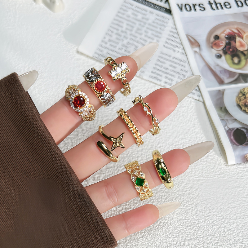 The new Chinese-style golden ring is a versatile choice for women. It is a unique, sweet, cool, exquisite, fashionable and high-end light luxury ring trend details Picture