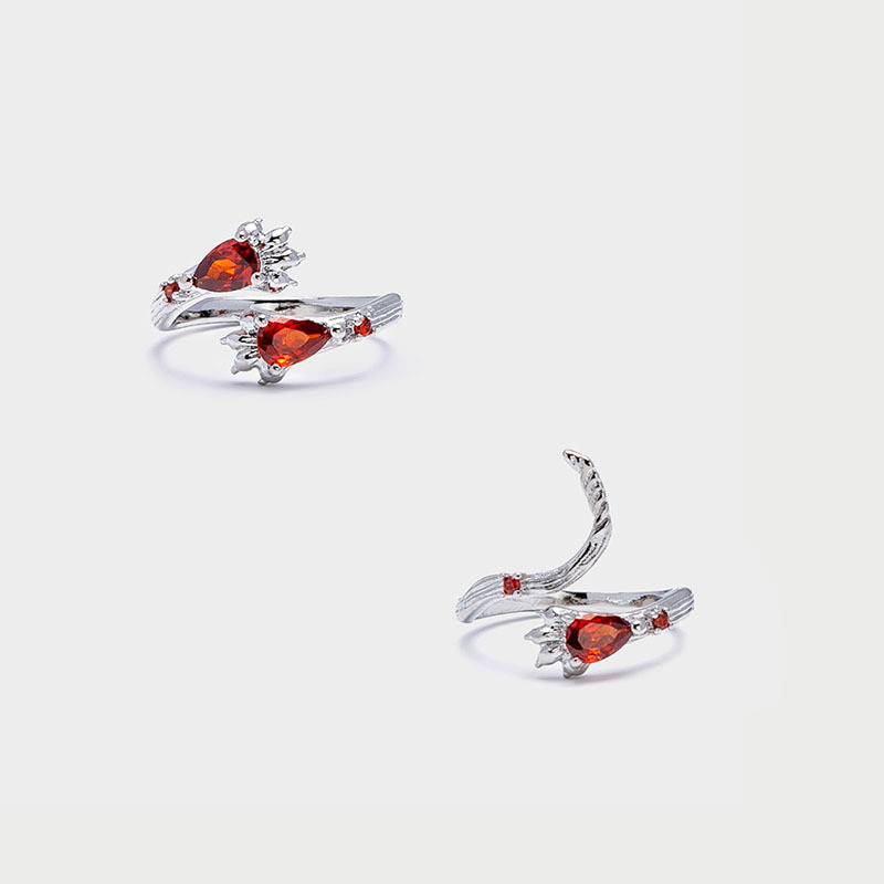 A cold and stylish red zircon open ring for women on Instagram, exuding a sense of high-end fashion and light luxury details Picture