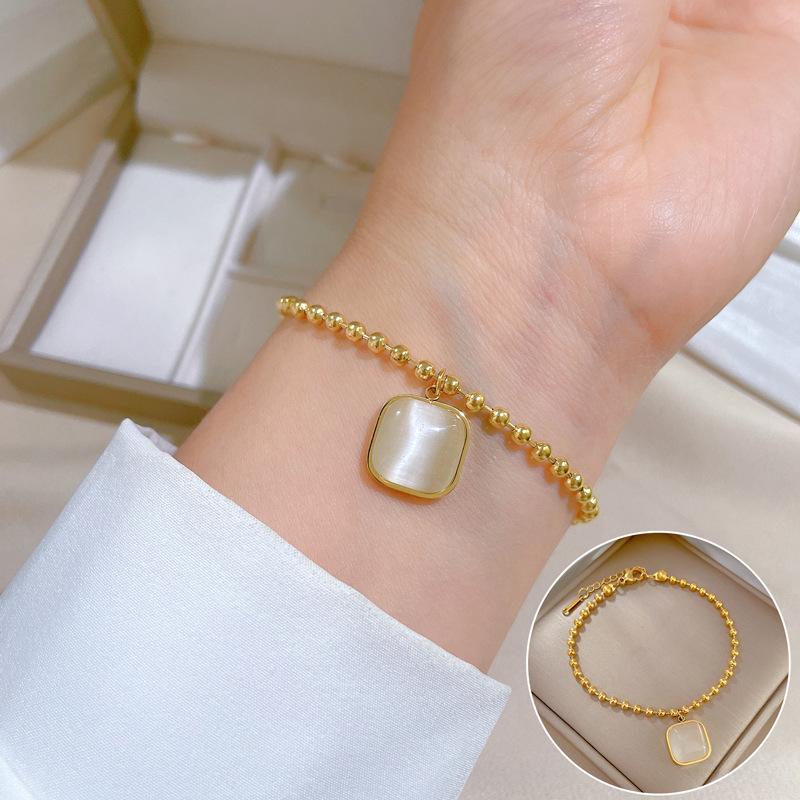 【 All-titanium Steel 】 Dongdamen's unique and elegant forest-themed cat-eye square bead bracelet, a retro female Internet celebrity's best friend full figure