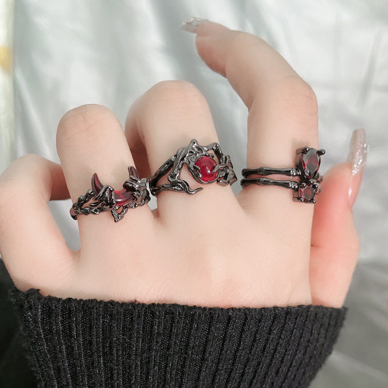 Irregular dark lava texture pleated open ring, unique retro moon fashion ring design for women details Picture