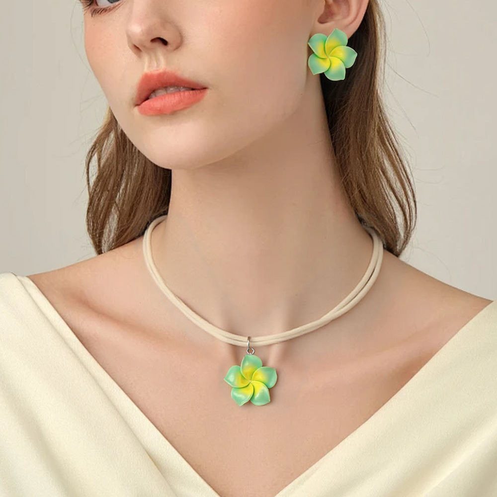 European and American cross-border jewelry dopamine egg flower velvet stud necklace set, sweet design sense, new collarbone chain details Picture