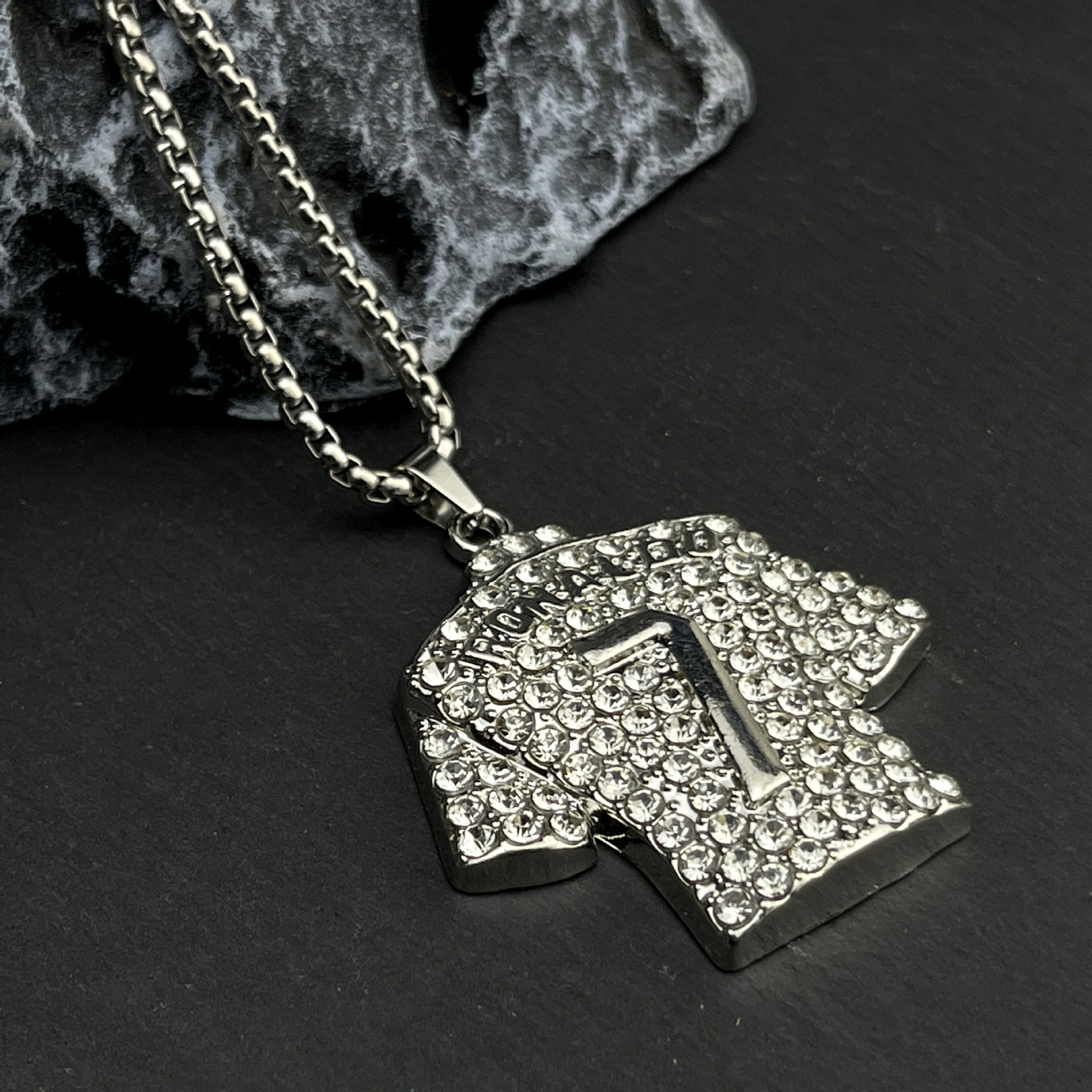 Wholesale of cross-border new European and American hip-hop personality trend No. 7 football jersey pendant three-dimensional men's necklace sweater chain details Picture