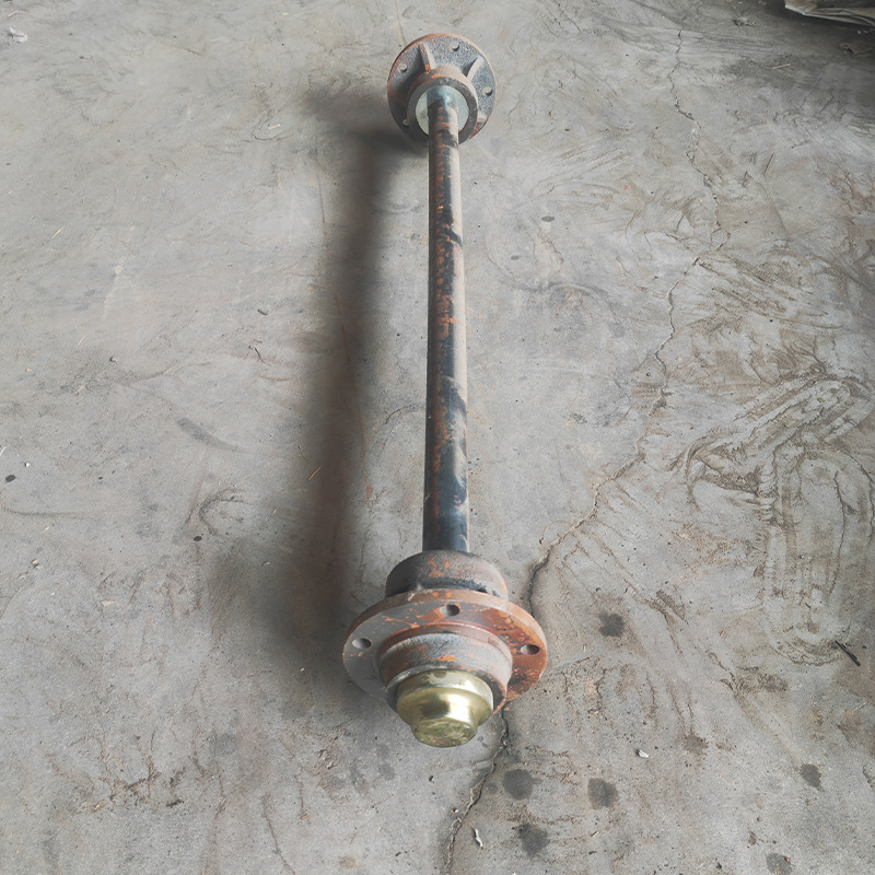Solid axle through-axle trolley trailer hub axle head hand-guided tractor rear bucket matching hub axle Specification drawing