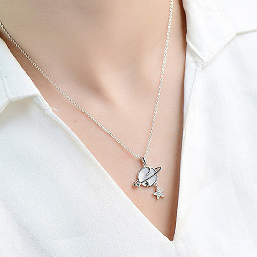 Sweet and fashionable Korean-style necklace 2023 new Star Universe light luxury niche collarbone chain, ins style for your girlfriend Application Scenario