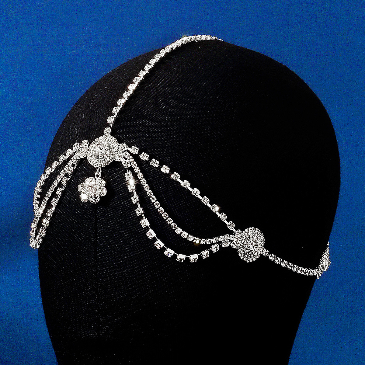 European and American light luxury headwear, simple and versatile hair accessories, ethereal and niche design sense, ins style, diamond-encrusted tassel headband Specification drawing