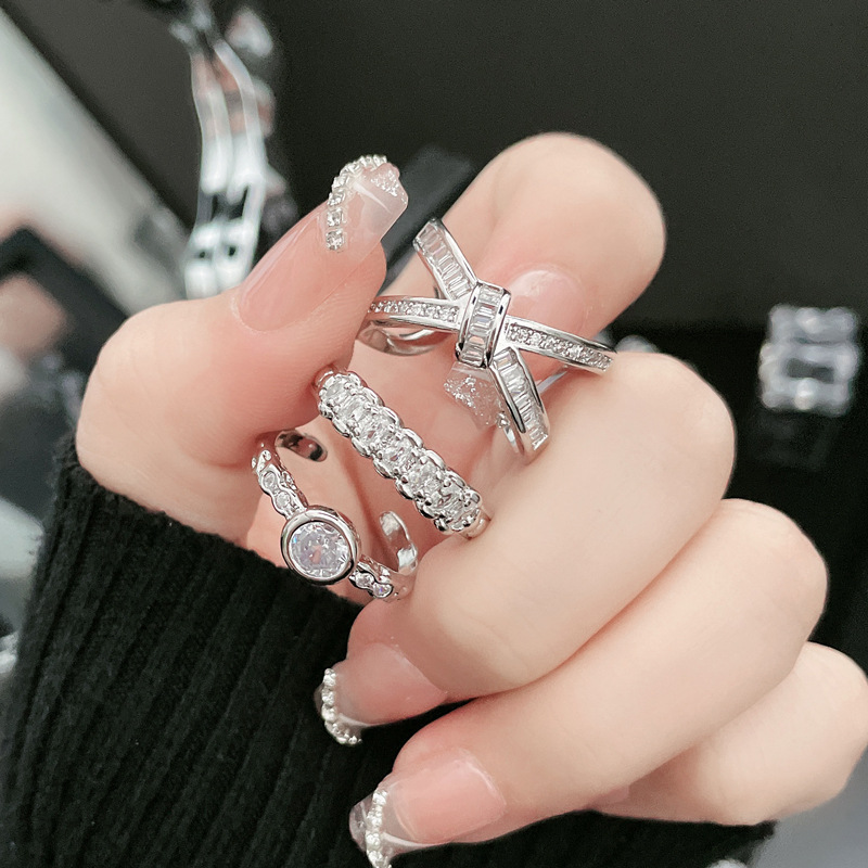 A light luxury cross-set micro-inlaid zircon niche open ring for women on Instagram, with a cold style, unique and versatile personality, and a sweet and cool temperament full figure