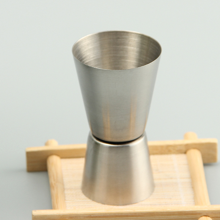 Wholesale of stainless steel small wine glasses, white spirit cups, portable mini telescopic cups, stainless steel mouth cups and measuring cups from the manufacturer details Picture
