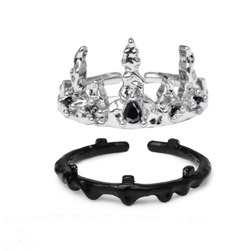 Dark zircon cool crown color-blocked open ring, a niche design for women with a sense of sophistication. The index finger ring can be stacked and removed Item Picture