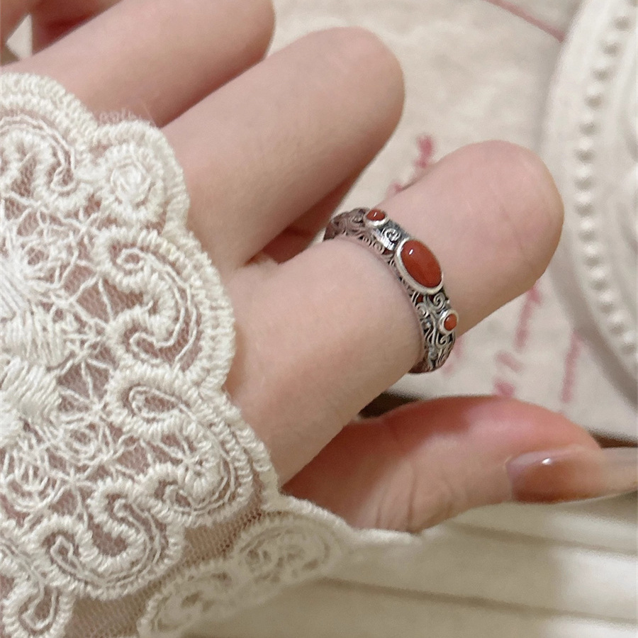 S925 sterling silver Chinese-patterned red agate ring, a retro, aged, niche and versatile traditional Chinese style open ring for women Specification drawing