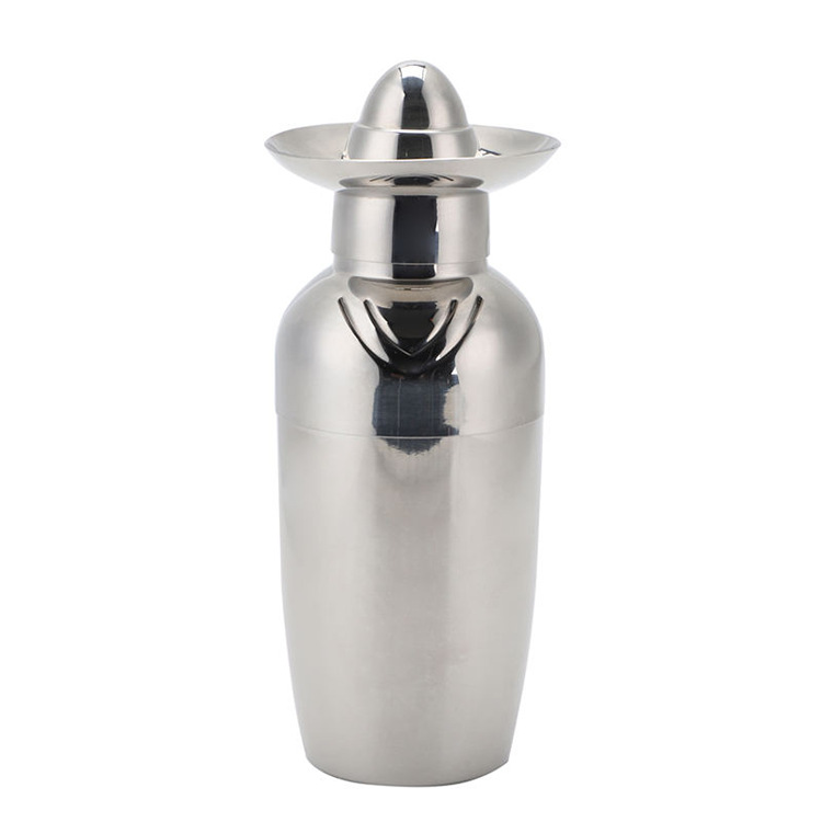 Stainless steel creative shaker, 500ml cocktail shaker, special tool for milk tea, mixing glass, metal wine ware Application Scenario