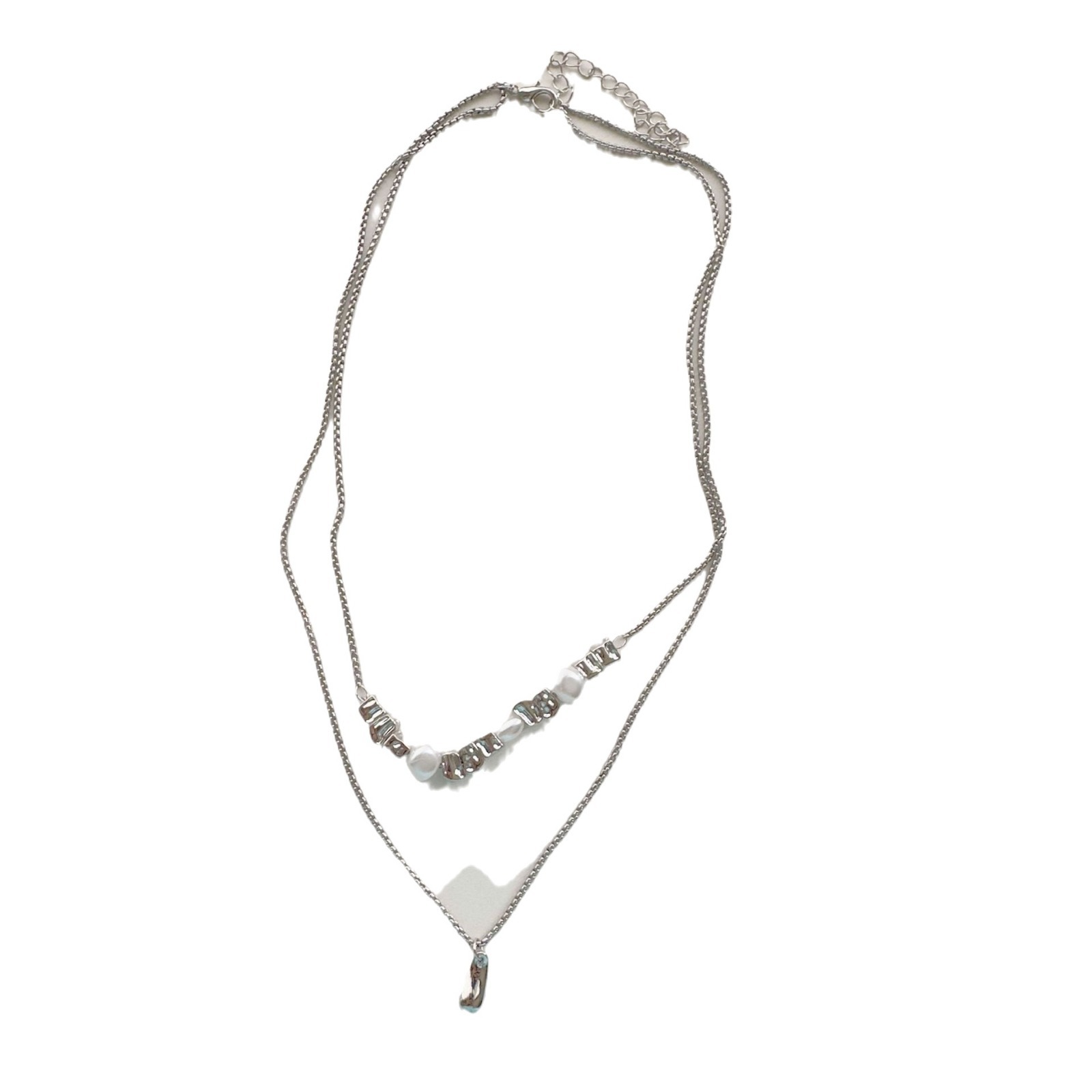 Irregular square double-layer necklace with water drop pendant for women, 2025 new style, simple, versatile and niche collarbone chain Item Picture