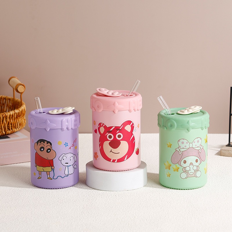 Wholesale cartoon double-layer glass water cups in stock, convenient and portable office cups, cute glass water cups for children and students Application Scenario
