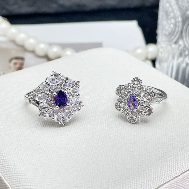 A cold and unique, slightly inlaid purple diamond camellia light luxury open ring for women with a sweet and cool ins design Application Scenario
