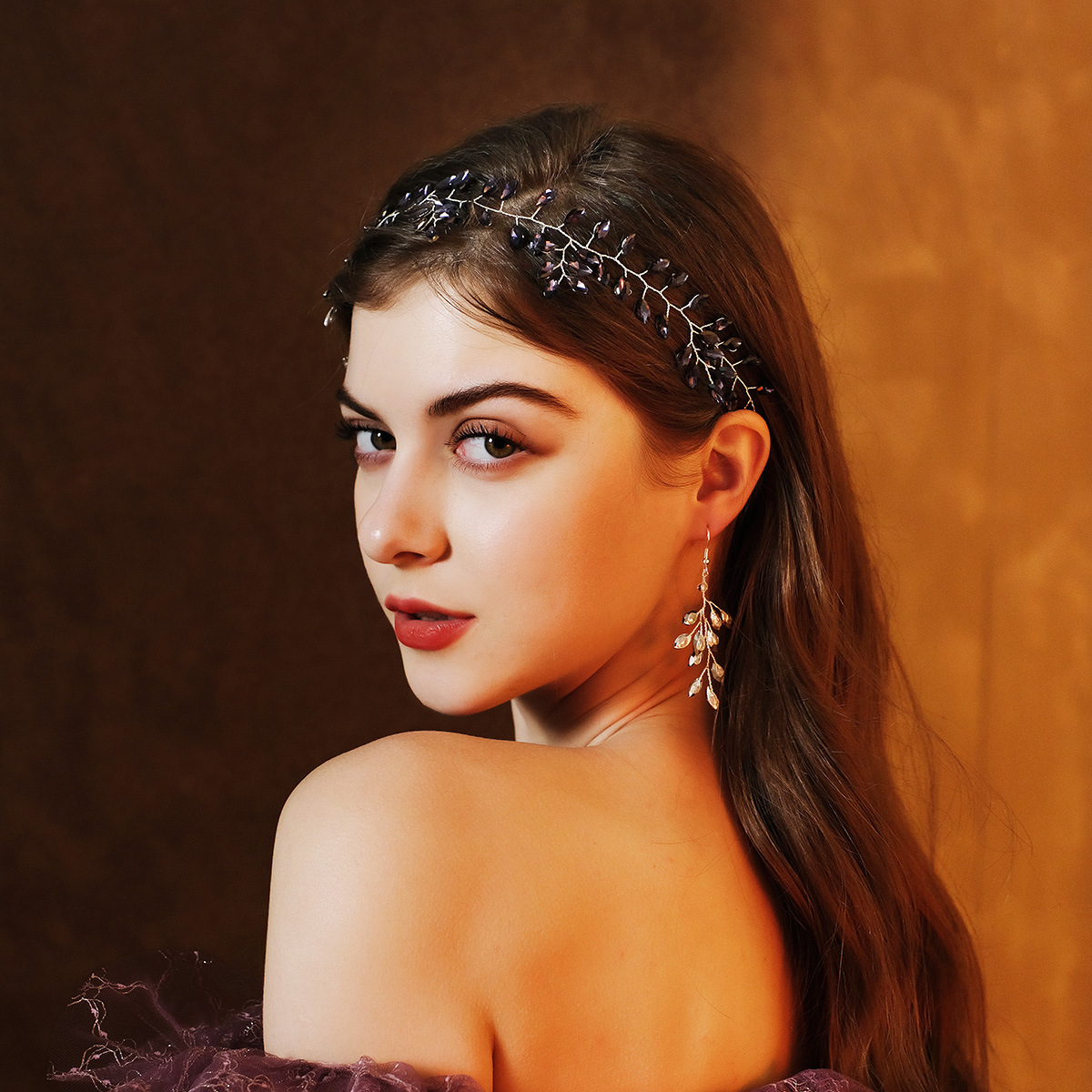 New Chinese-style Xiuhe ancient-style hair accessories, handcrafted, versatile braided hair, colorful headband, horse eye water diamond hair band, earrings set details Picture