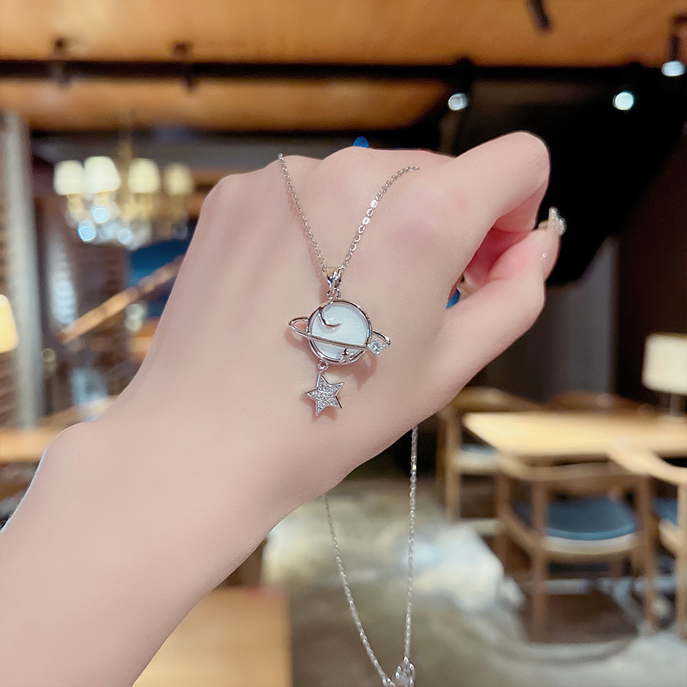 Sweet and fashionable Korean-style necklace 2023 new Star Universe light luxury niche collarbone chain, ins style for your girlfriend Specification drawing