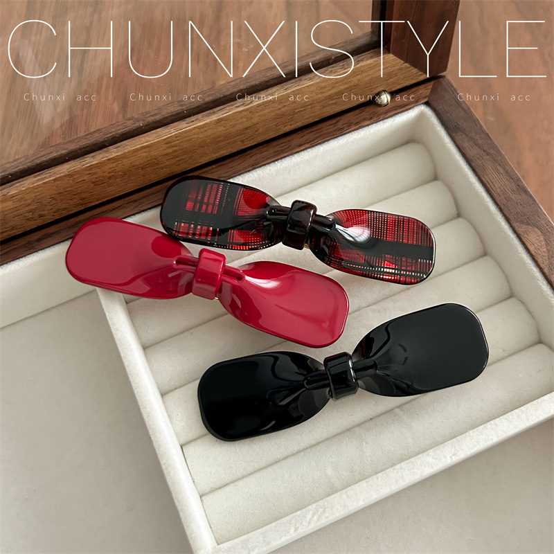 New stories for four seasons with you ~ Korean-style bow hair clips, princess side bangs clips, and elegant acetate duckbill clips Specification drawing