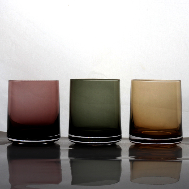 Wholesale hotel room glass mouthwash cups, creative and simple colored glass cups, colorants, straight glass mouthwash cups full figure