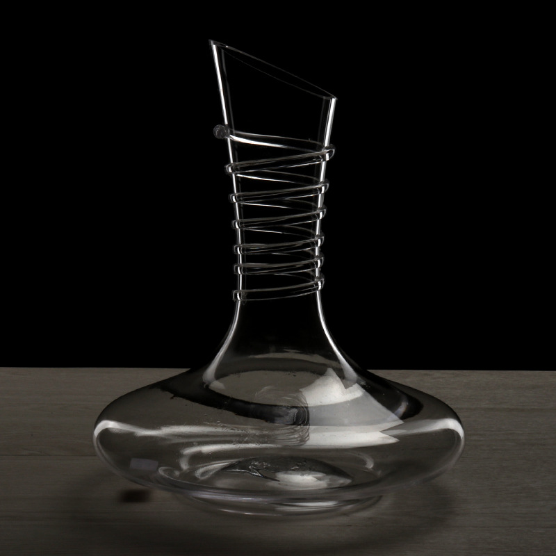 New wire-wound handcrafted crystal red wine decanter, wine dispenser, creative handle slanted decanter, quick decanter details Picture