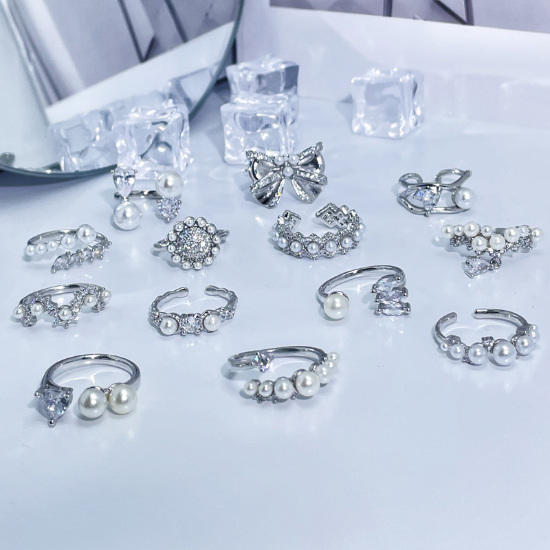 Pearl rings on Instagram, with a cold and high-end style, are a new trendy and popular open-mouth ring accessory for autumn and winter Application Scenario