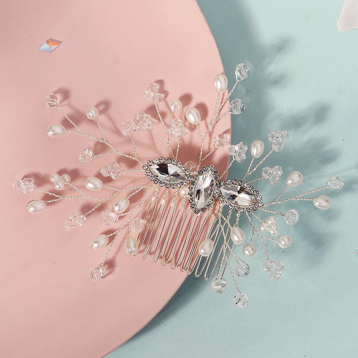 Wholesale of new cross-border bride wedding headwear, European and American banquet photo hair accessories, simple horse eye water diamond hair combs full figure