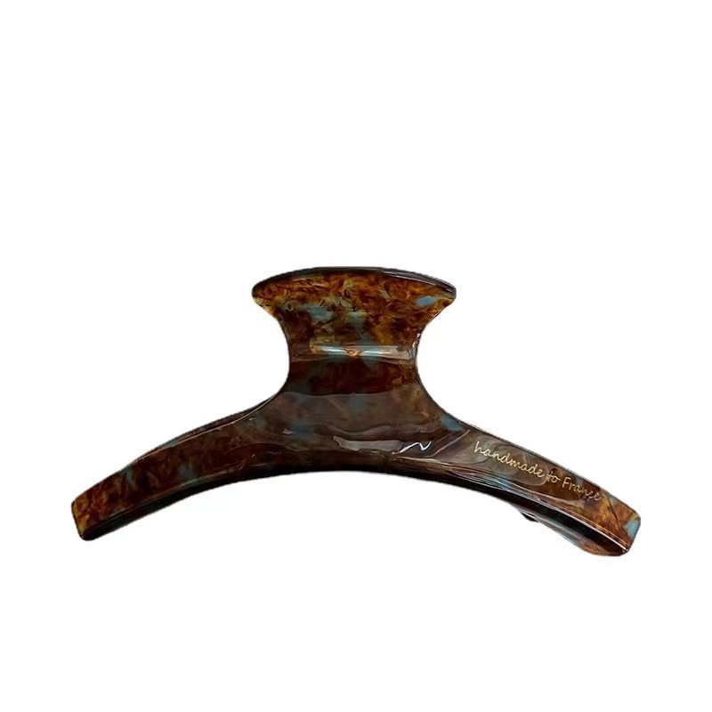 The high-end, deep floral acetate grabber exudes a French atmosphere. The back of the head is a stylish and high-quality, retro shark grabber Item Picture