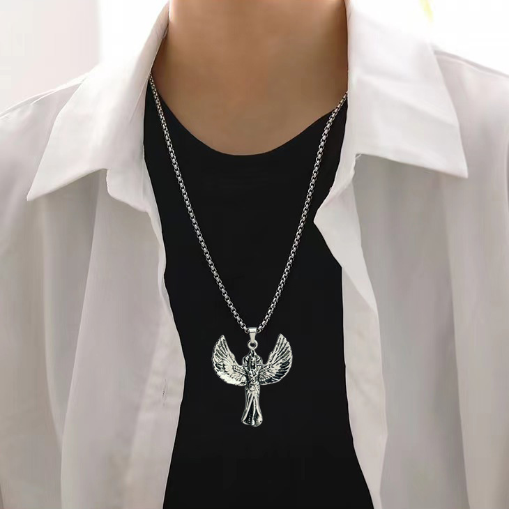 Cross-border new European and American Archangel titanium steel necklace for men, retro punk wing angel Goddess alloy pendant Application Scenario