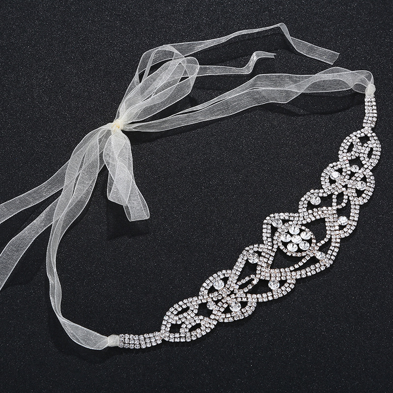 European and American luxury bride accessories, rhinestone hair bands, high-end wedding headwear, diamond-encrusted hair bands, wedding hair accessories wholesale Application Scenario