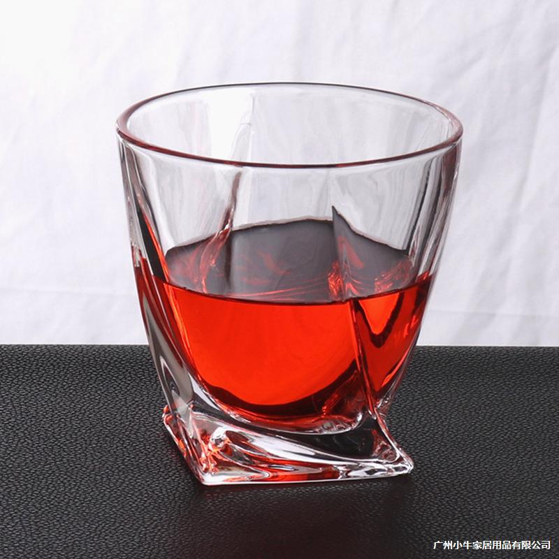Wholesale of creative geometric dancing glass water glasses, whisky wine glasses, twisted wine glasses, transparent ice-cold beer glasses Specification drawing