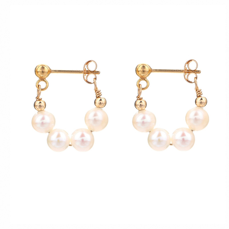 French tassel pearl earrings, a high-end, light luxury and niche style for women, stud earrings with a sense of design, and silver needle earrings Item Picture