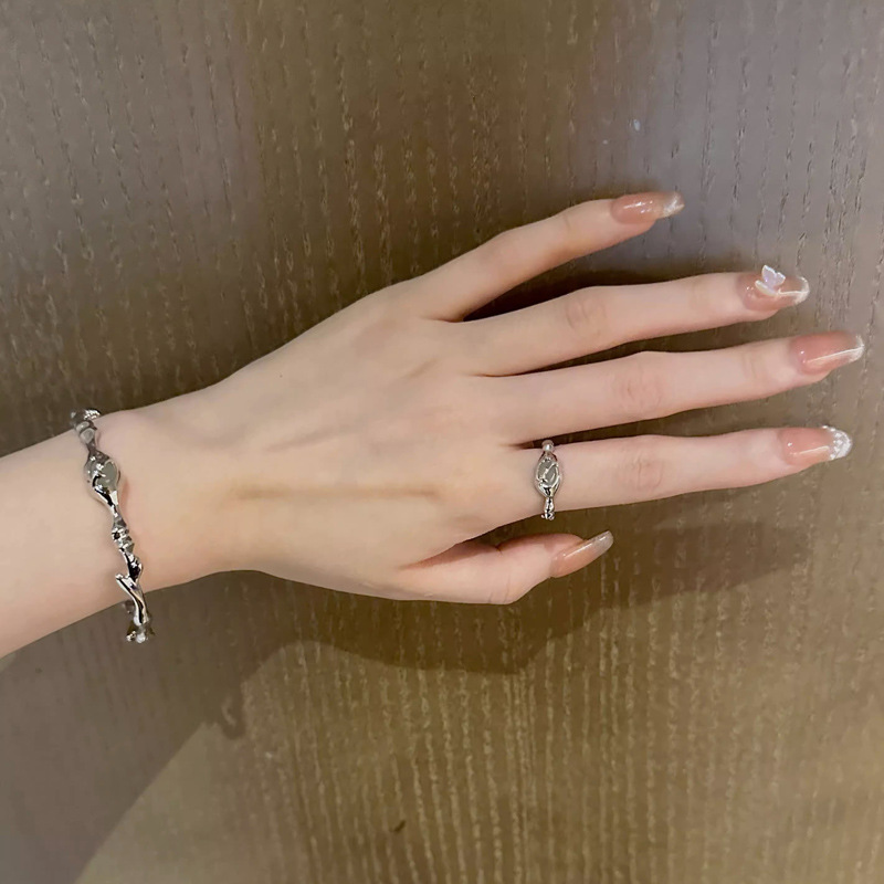 Chinese-style jade personalized bracelet, ring, women's set, ins open index finger ring, new Chinese-style high-end bracelet and jewelry details Picture