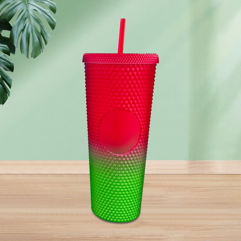 【 Processing and Customization 】 Creative plastic gradient double-layer straw cup available in multiple colors, 710ml colored plastic cup Application Scenario