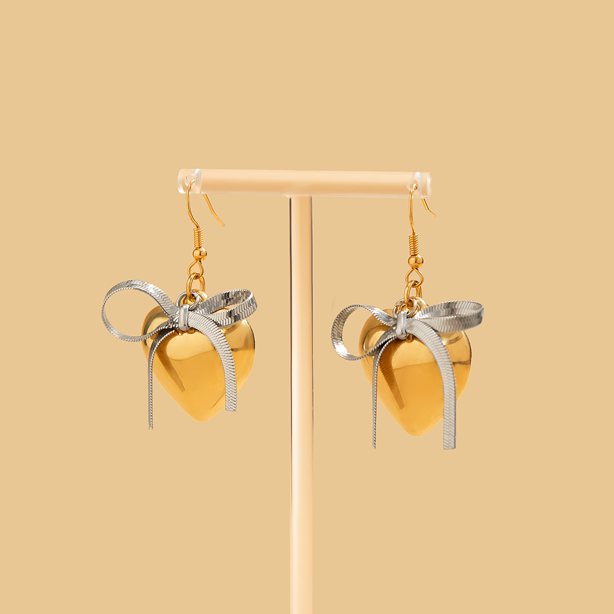 European and American cross-border jewelry, ins style, three-dimensional and elegant, heart-shaped contrasting color, butterfly stud earrings earrings Specification drawing