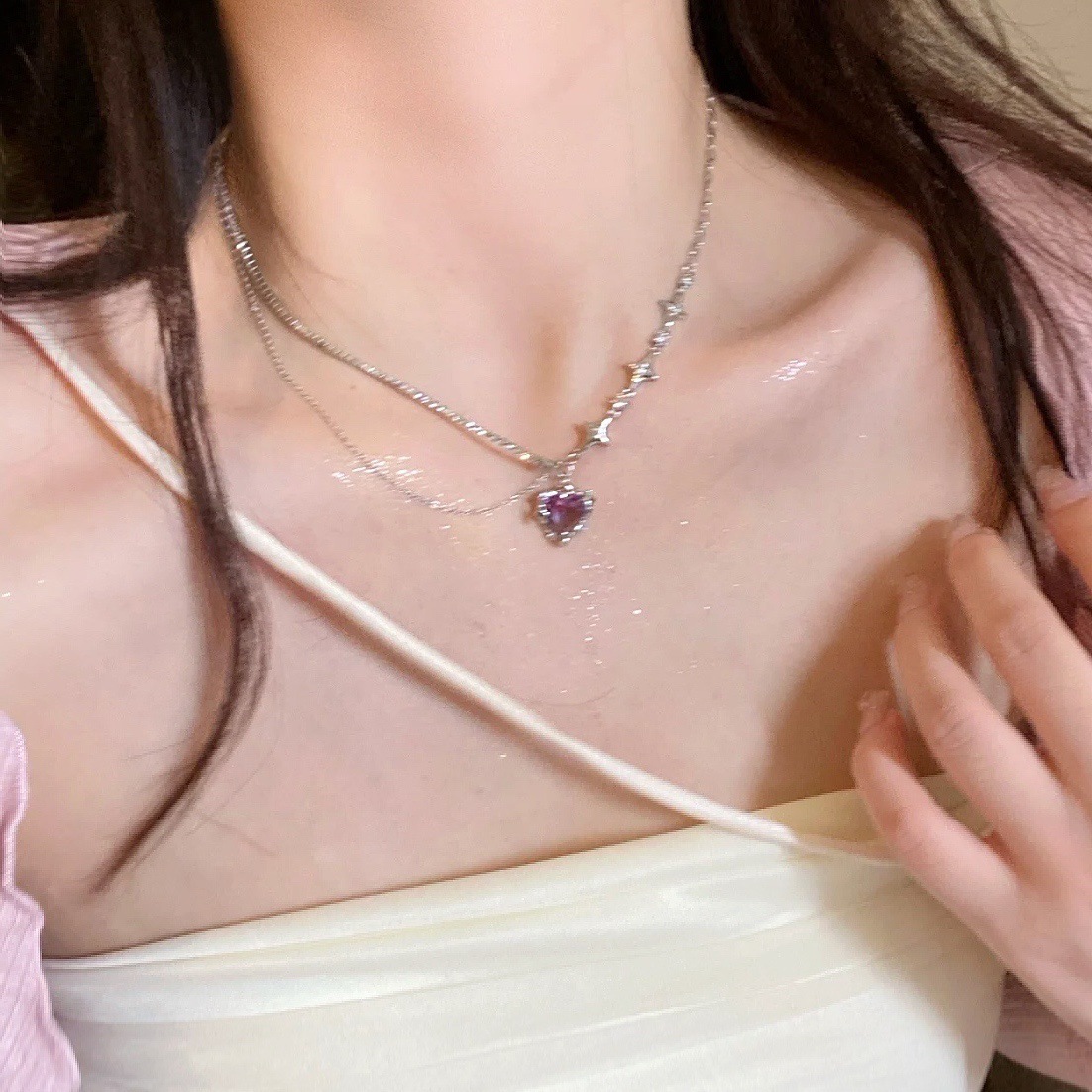 Shop owner's recommendation! Sweet and cool big pink diamond heart-shaped necklace for women, summer neck chain and collarbone chain for women, new style for women in 2023 full figure