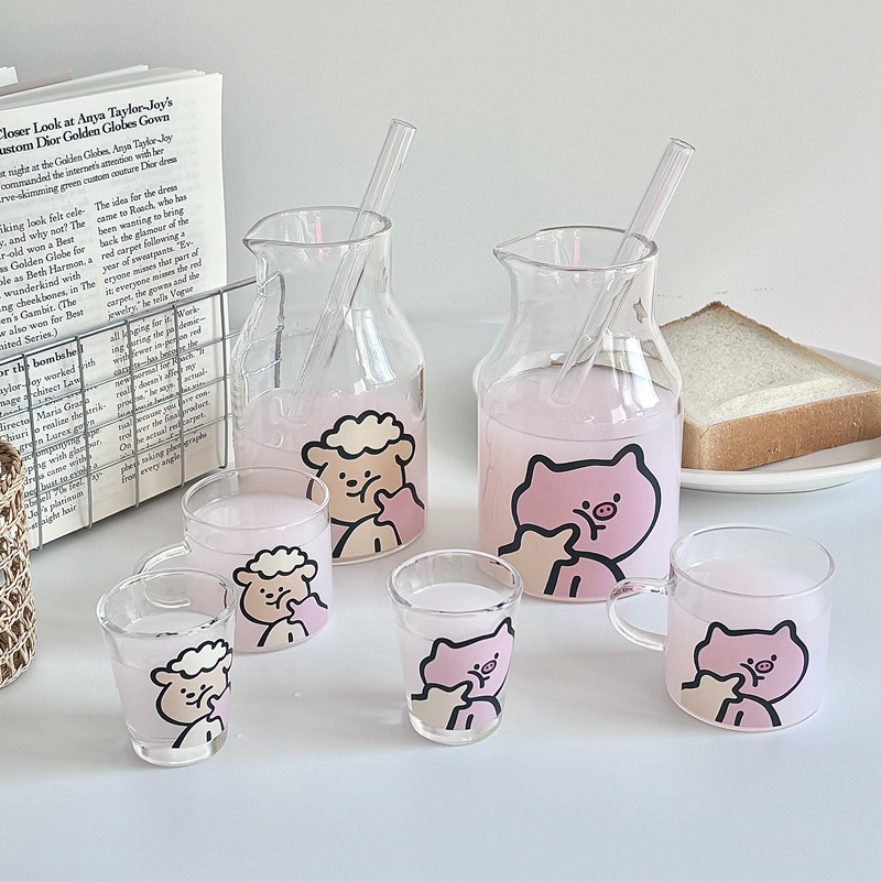 New Year's ins high borosilicate household glass cups, one-person drinking tea sets, glass water sets, gift boxes, couple cups Application Scenario