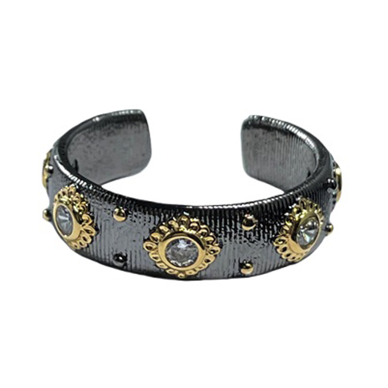 Italian light luxury retro court-style Baroque ring for women, dark brushed, hollowed-out, two-color adjustable food ring Item Picture
