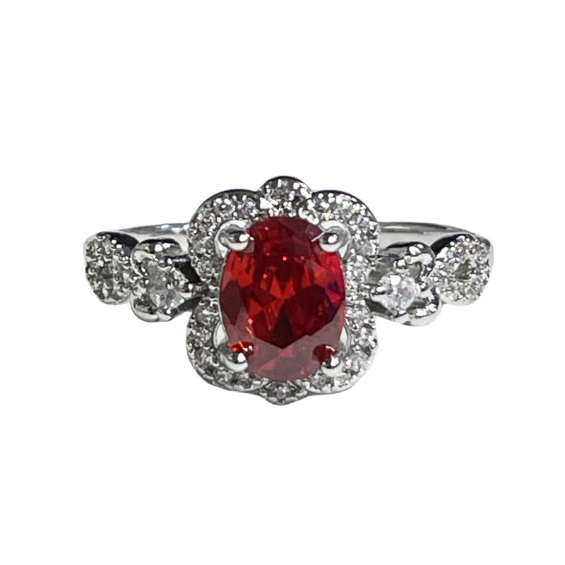 A high-end red zircon open ring with a touch of European and American style, a delicate oval-shaped design for women, sweet and cool, light luxury fashion, and a trend of wearing multiple rings Item Picture