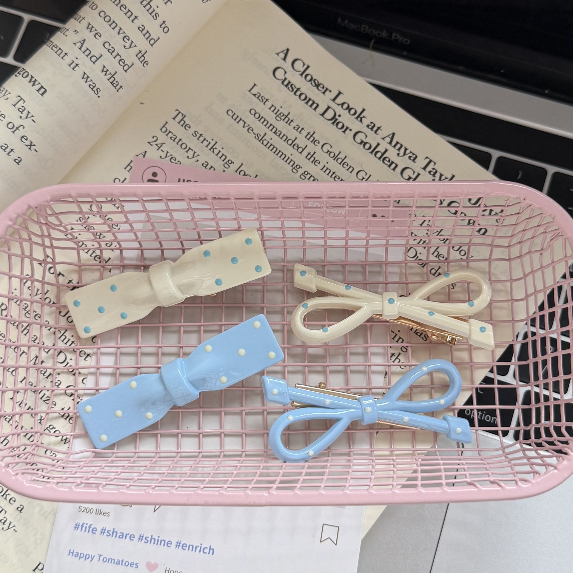 New polka dot bow hair clips for ins spring and summer, sweet and versatile, niche bangs clips, side clips, and simple hair clips Application Scenario