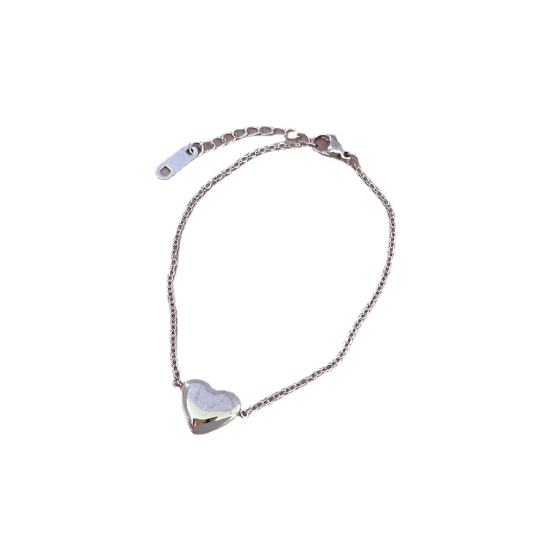 【 All-titanium Steel 】 Dongdaemun's minimalist and cold style heart-shaped chain bracelet, a retro best friend of a female Internet celebrity Item Picture