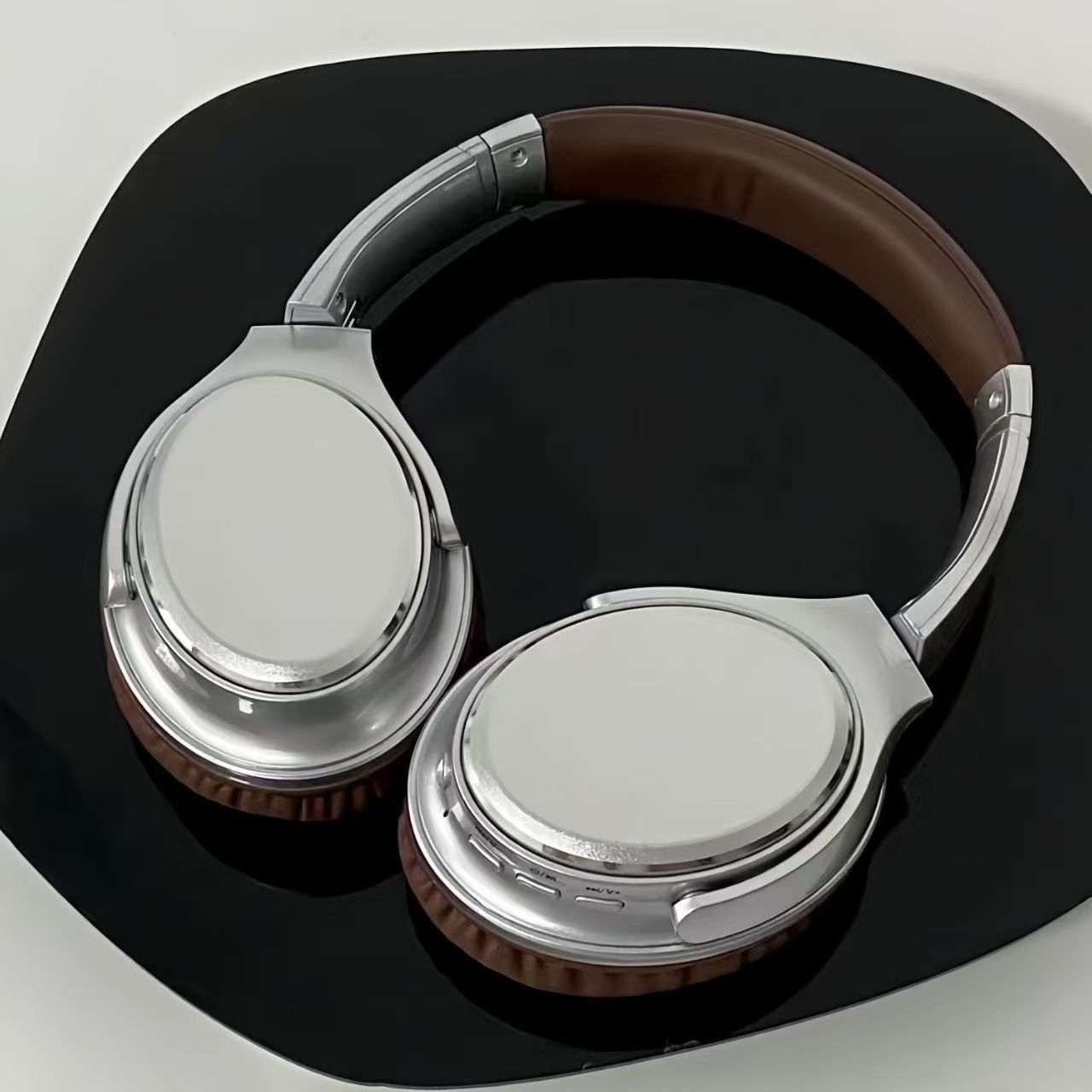1. Japanese sony SONY retro over-ear Bluetooth headphones, foldable, the same style as the blogger's y2k outfit for photos details Picture