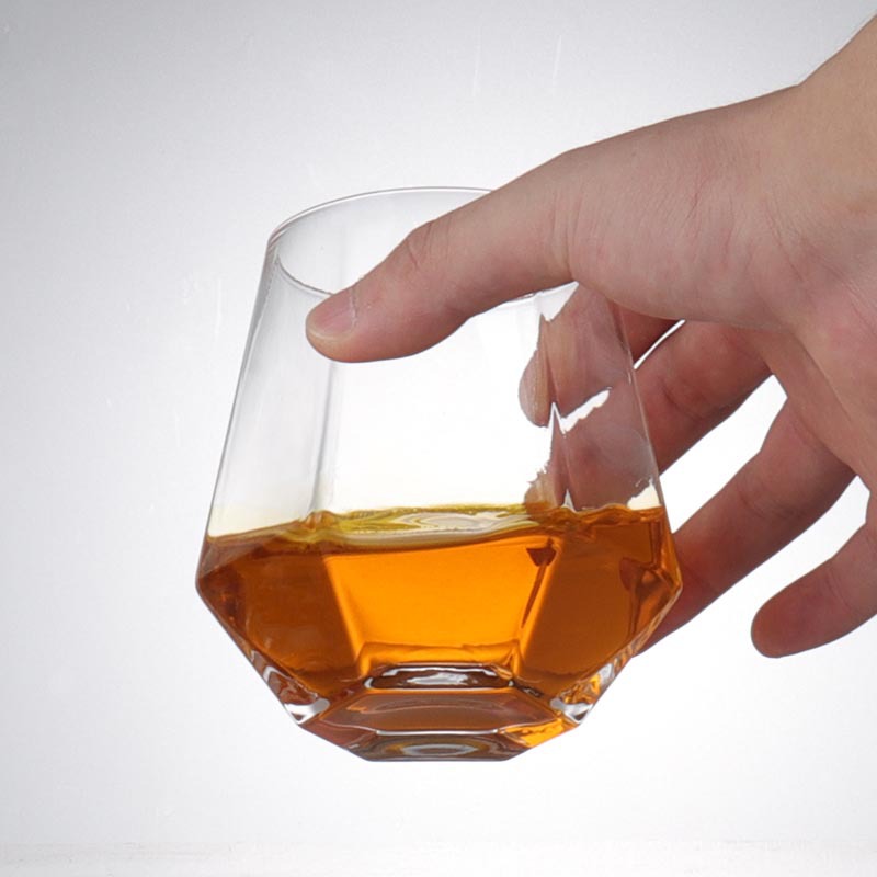 Wholesale of creative octagonal glass crystal glass whisky wine glasses, household glass water cups, restaurant commercial beverage cups details Picture