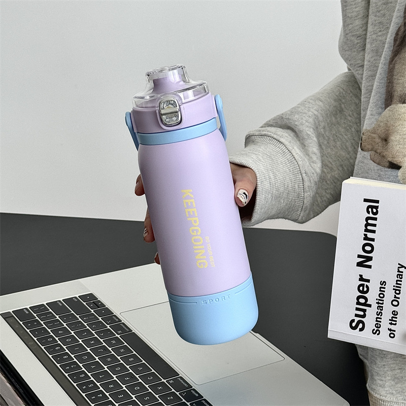 Portable hand-held bouncy insulated cup, stainless steel high appearance level, student couple insulated water cup, office straw water cup full figure