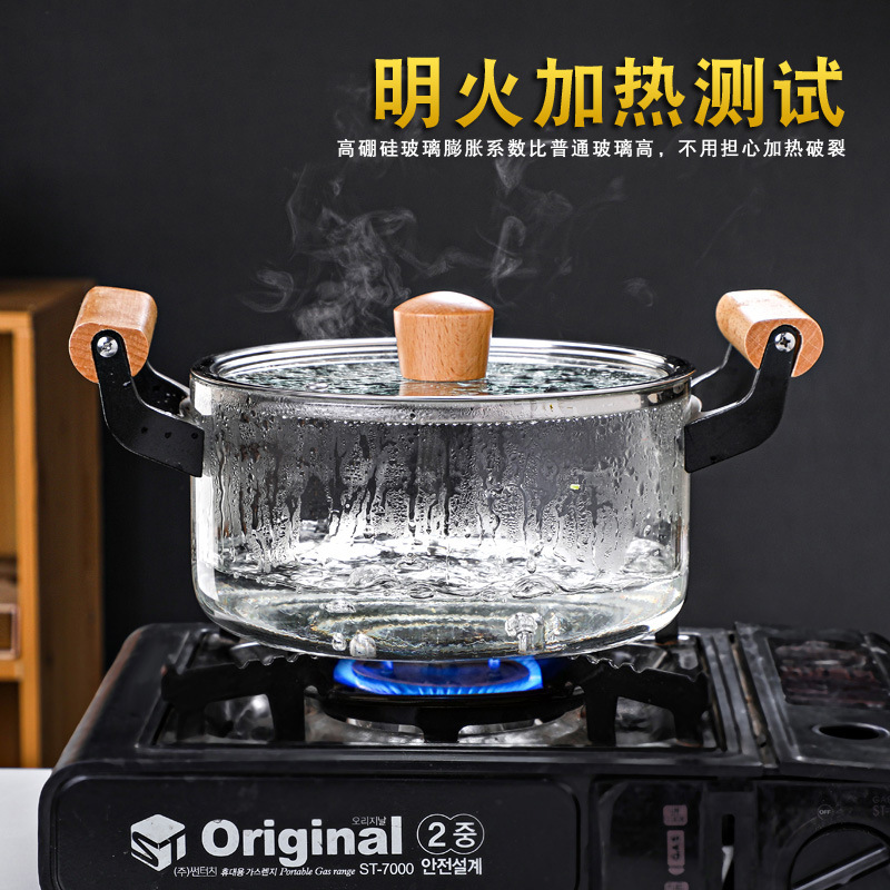 Wholesale high borosilicate double-ear glass pot, high-temperature resistant transparent pot lid, wooden handle, soup stewing pot, steaming pot, can be heated by open flame Application Scenario
