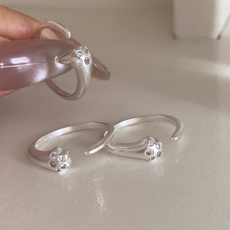 Korean cat-paw zircon ring for women, simple and elegant style index finger ring, niche design, cute and sweet open ring trend Item Picture