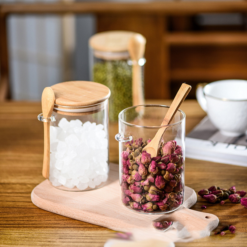 Glass round storage jar with spoon, high borosilicate glass seasoning jar, multi-purpose storage sealed jar, candy and tea jar Specification drawing