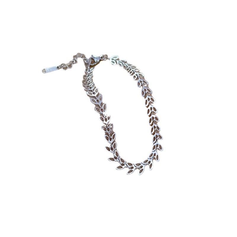 【 All-titanium Steel 】 Dongdaemun's minimalist style clover chain bracelet, a female Internet celebrity's retro best friend Item Picture