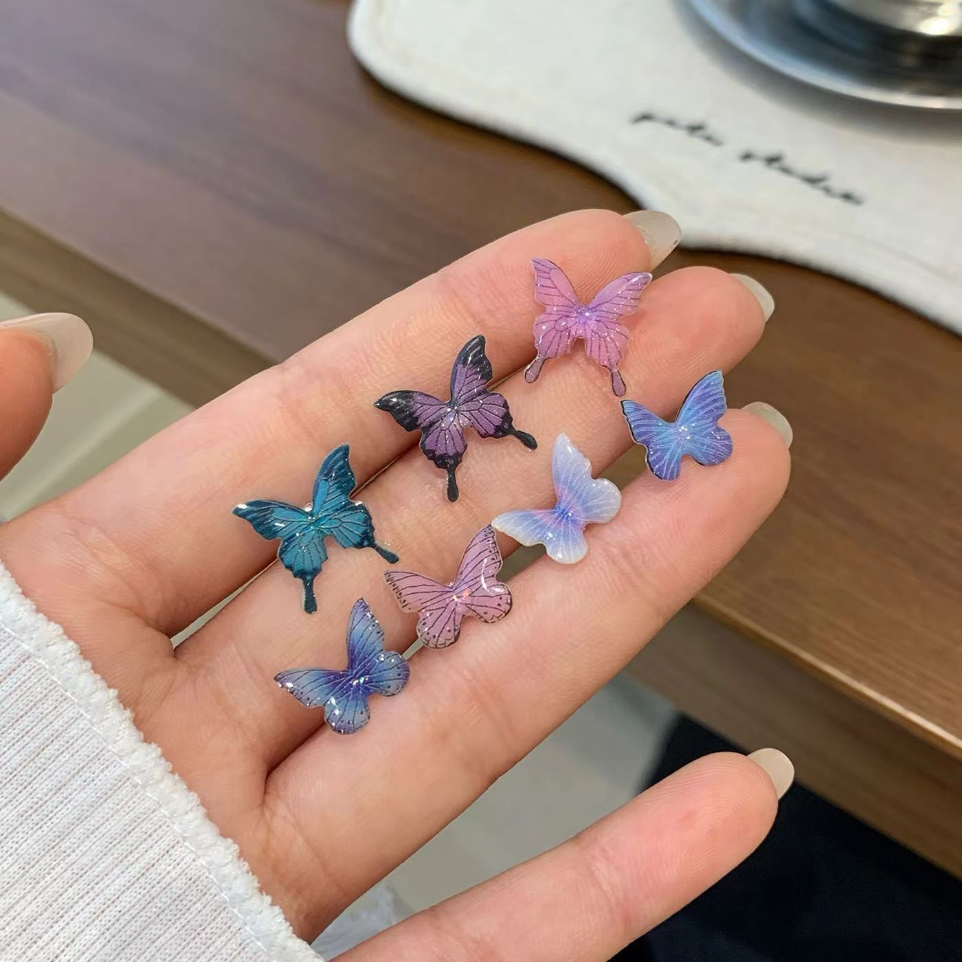 Summer Colorful butterfly flower Pearl one-week stud earrings set, small, exquisite, sweet and high-end women's silver needle earrings Application Scenario