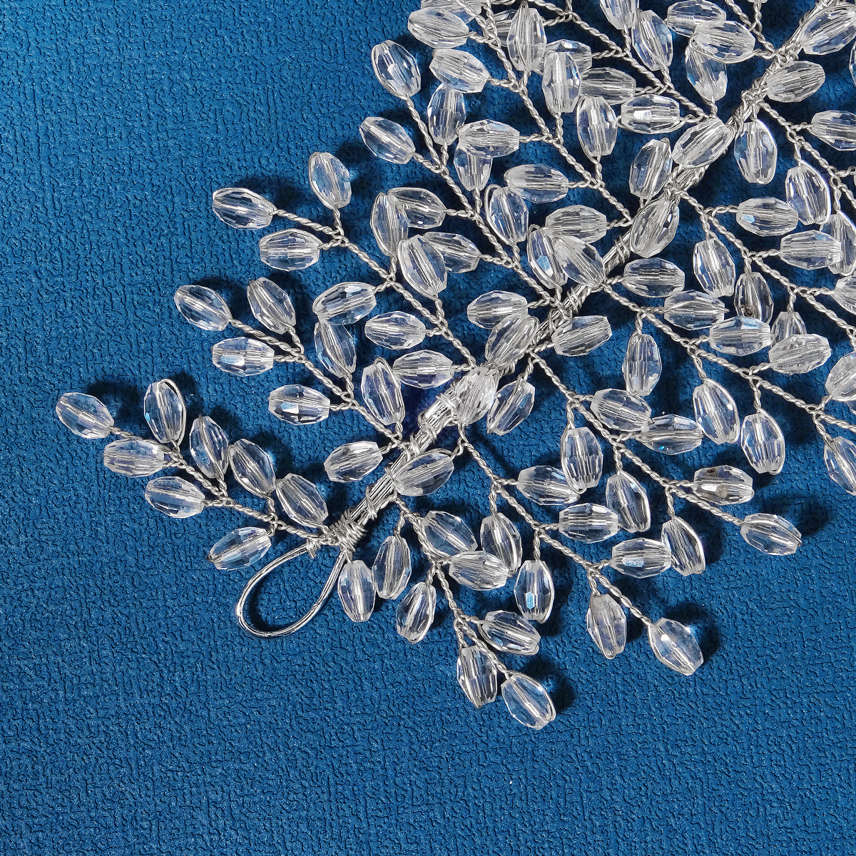 European and American exaggerated heavy industry headwear, bride headband, double-row widened crystal headband, stage fashion show, full diamond dress hair accessory Application Scenario